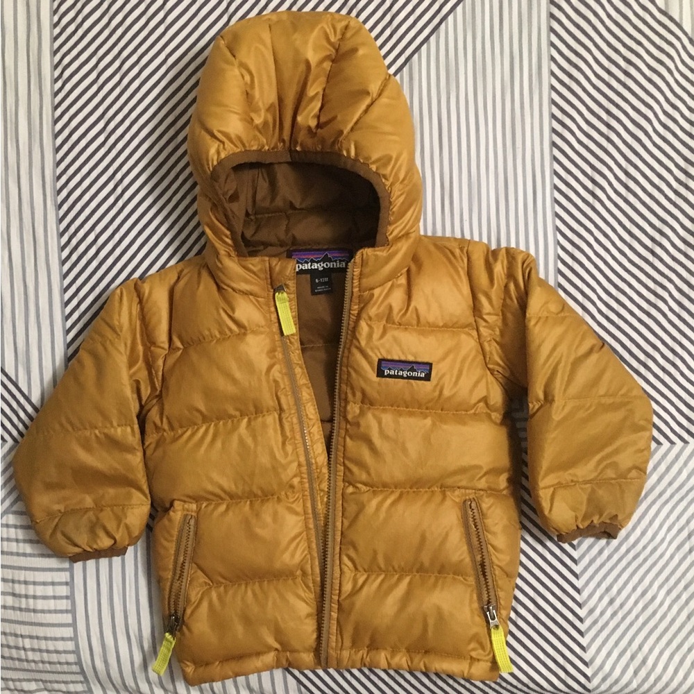 Patagonia toddler down hooded jacket, 6-12 mos, gold/mustard. Size 6-12M